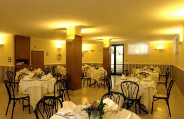 קאפאצ'יו-פאסטום Hotel B&B Marina מראה חיצוני תמונה
